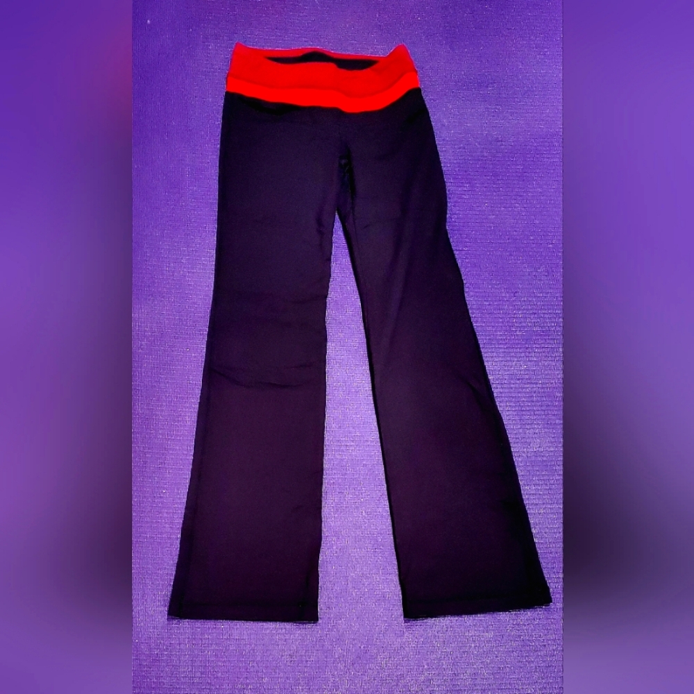Bebe Sport Black/Red/Bordeaux Athletic Pants - Small (31" inseam)